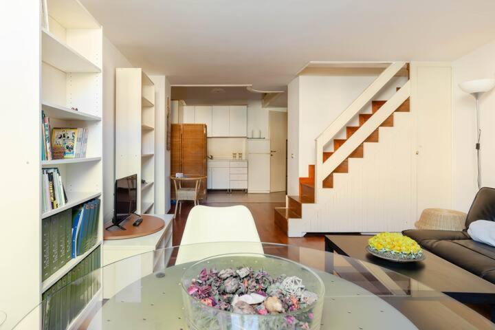 Yourvacanza Navigli Loft Apartment มิลาน ภายนอก รูปภาพ